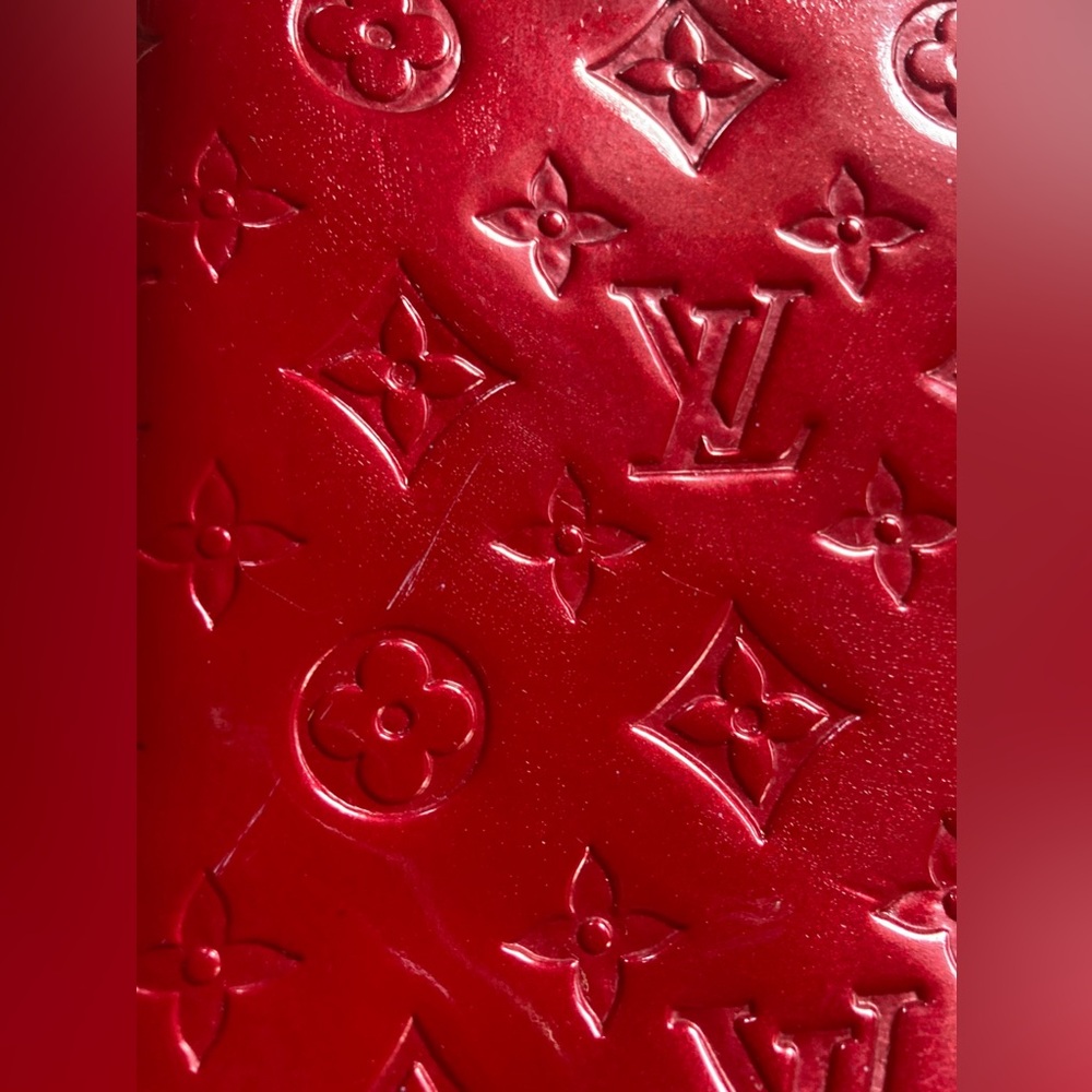 Louis Vuitton Houston Bag - Picture 9 of 11